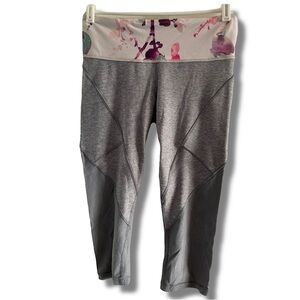 Lululemon Floral Reversible Crop Leggings Size 8